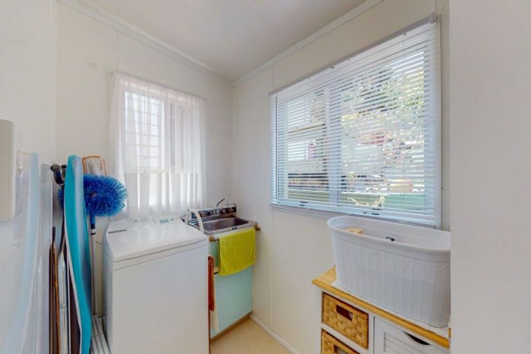 Photo of property in 102 Karaka Road, Thames, 3500