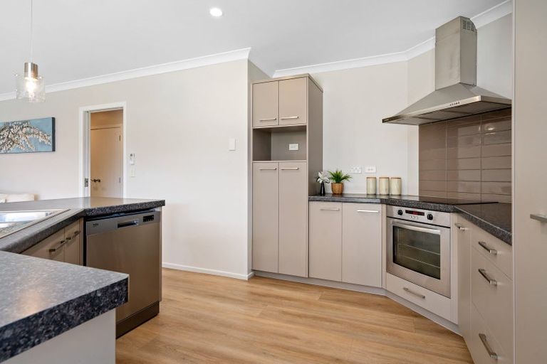 Photo of property in 19 Watkins Road, Cambridge, 3434