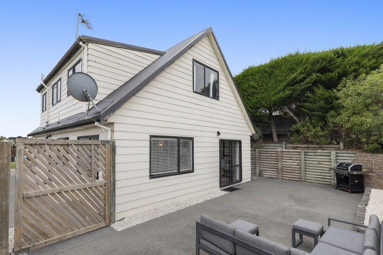 Photo of property in 64 Effingham Street, North New Brighton, Christchurch, 8083