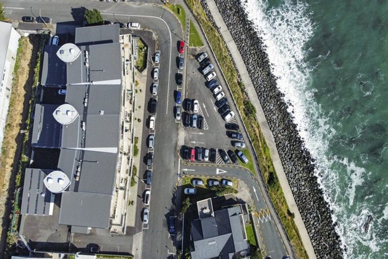 Photo of property in Quarterdeck, 3/4 Buller Street, New Plymouth, 4310
