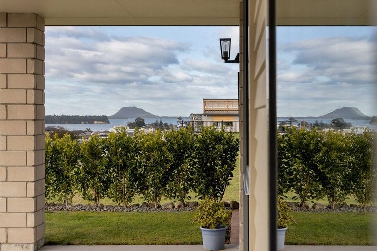 Photo of property in 44 Ridge Drive, Omokoroa, 3114