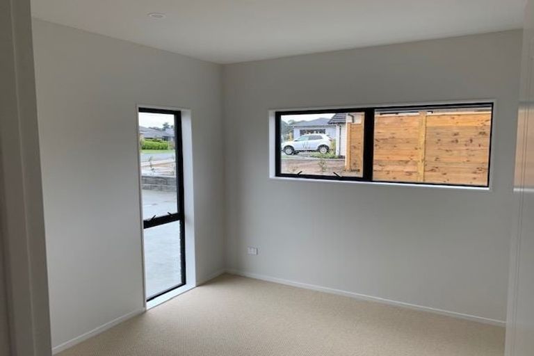 Photo of property in 19 Kelly Road, Riverhead, 0820