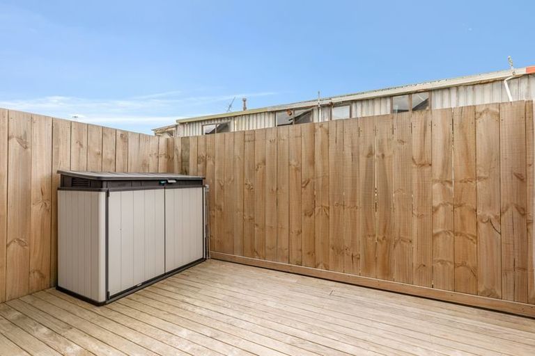 Photo of property in 12 Parenga Lane, Kumeu, 0810