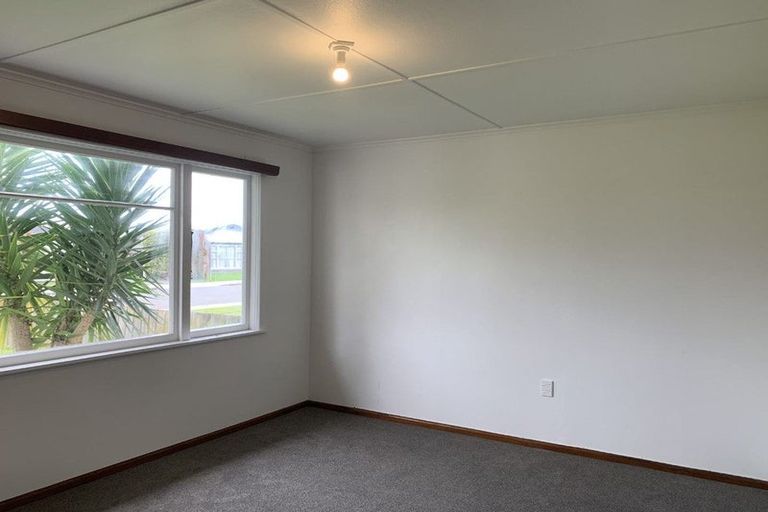 Photo of property in 13 Chester Street, Taradale, Napier, 4112