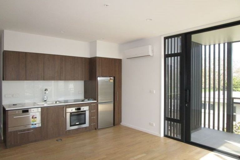 Photo of property in 50 Kilmore Street, Christchurch Central, Christchurch, 8013