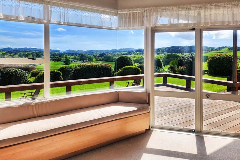 Photo of property in 251 Brookby Road, Brookby, Manurewa, 2576