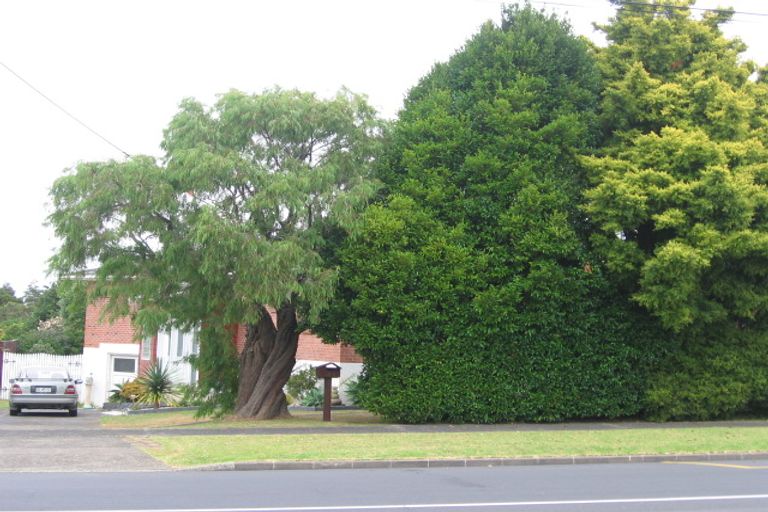 Photo of property in 30 Sunnybrae Road, Hillcrest, Auckland, 0627