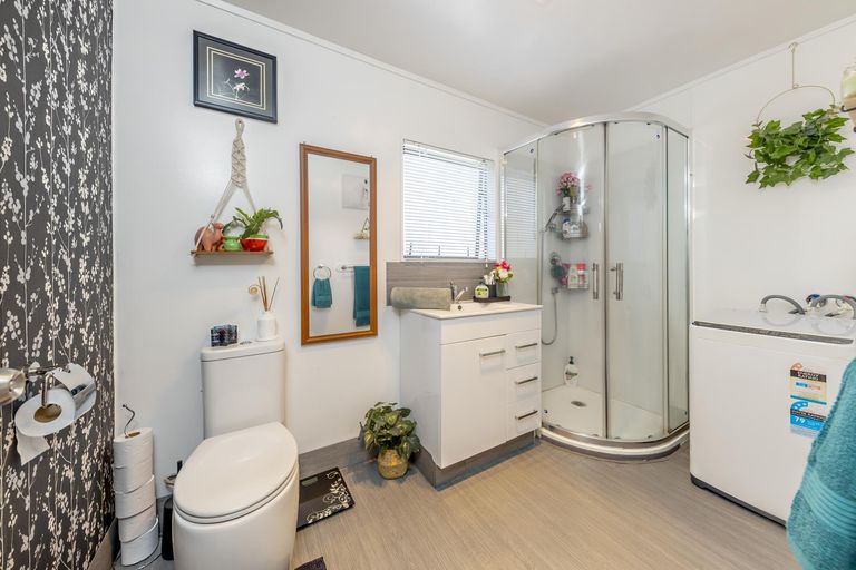 Photo of property in 3/34 Great South Road, Manurewa, Auckland, 2102