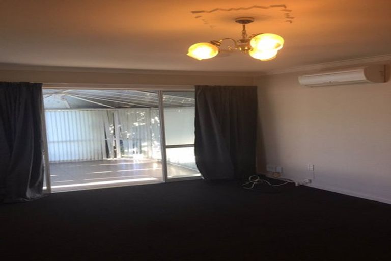 Photo of property in 24 Ravenna Street, Avonhead, Christchurch, 8042