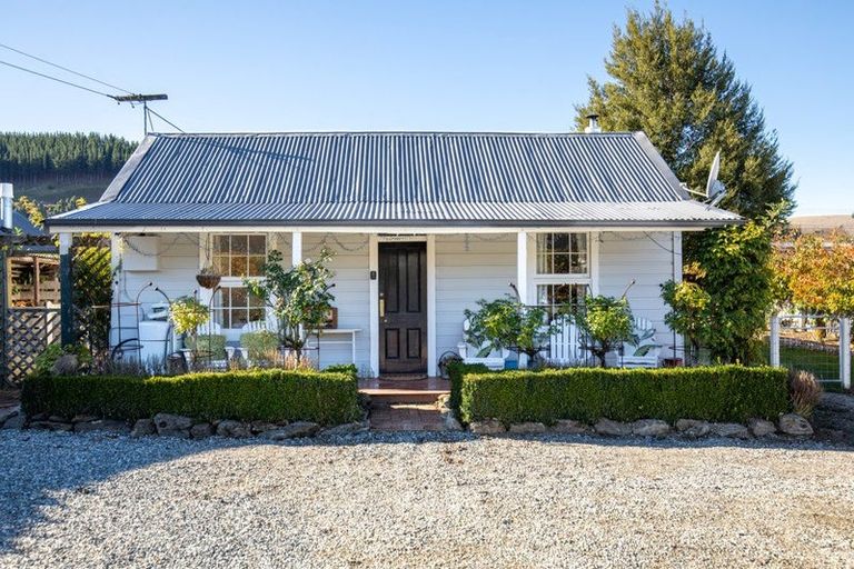 Photo of property in 76 Sunderland Street, Clyde, 9330