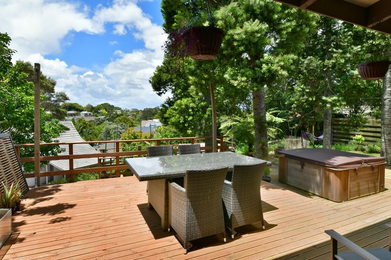 Photo of property in 47 Gledstane Road, Stanmore Bay, Whangaparaoa, 0932