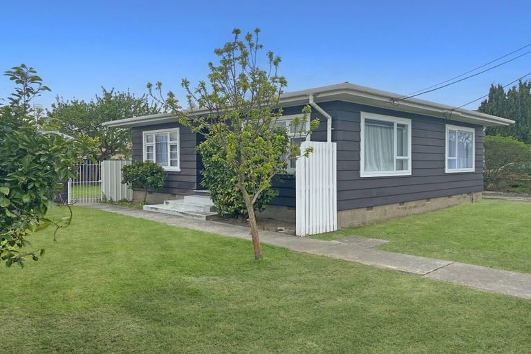 Photo of property in 26 Mortlake Street, Islington, Christchurch, 8042