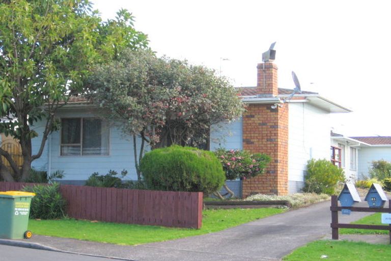 Photo of property in 2/21 Pulman Place, Clover Park, Auckland, 2019