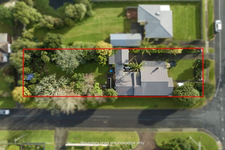 Photo of property in 18 Racecourse Road, Waiuku, 2123
