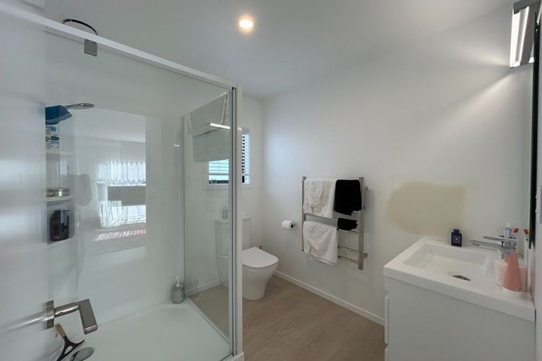 Photo of property in 29 Tomtit Crescent, Lake Hawea, 9382