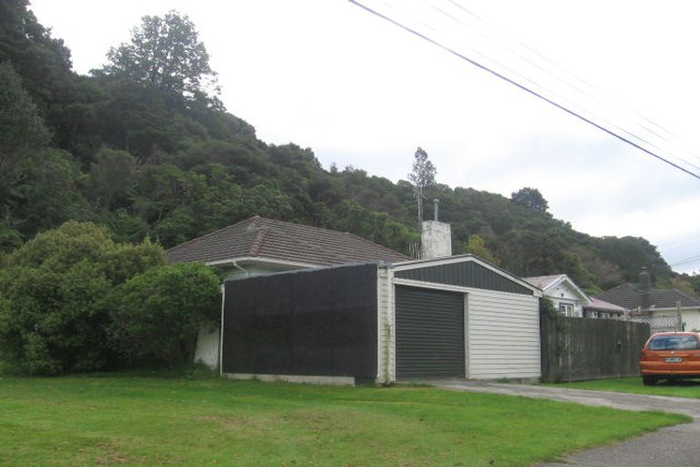 Photo of property in 41 Hair Street, Wainuiomata, Lower Hutt, 5014