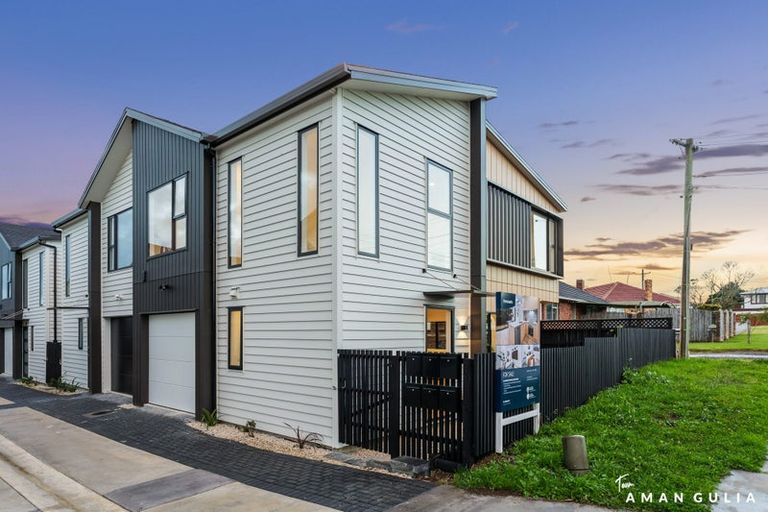 Photo of property in 7e Poto Street, Te Atatu South, Auckland, 0610