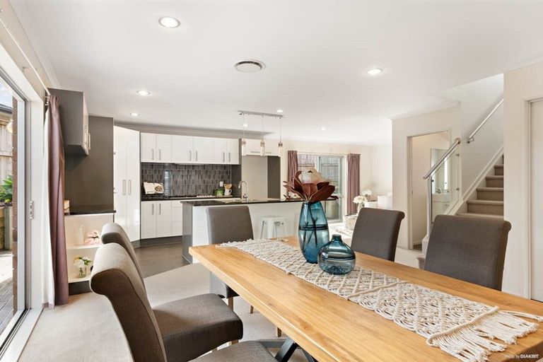 Photo of property in 3 Clady Drive, Flat Bush, Auckland, 2019