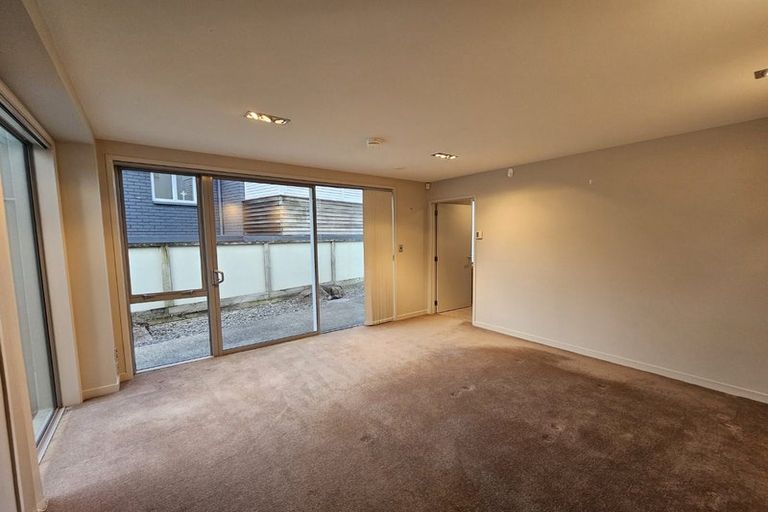 Photo of property in 11 The Mall, Mount Maunganui, 3116