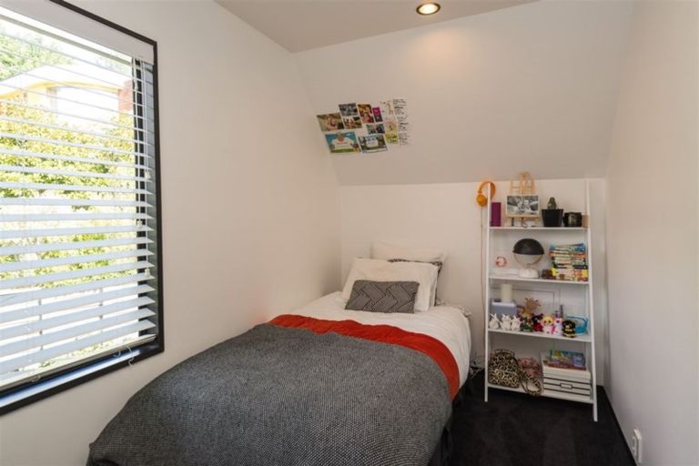 Photo of property in 31 Harry Ell Drive, Cashmere, Christchurch, 8022
