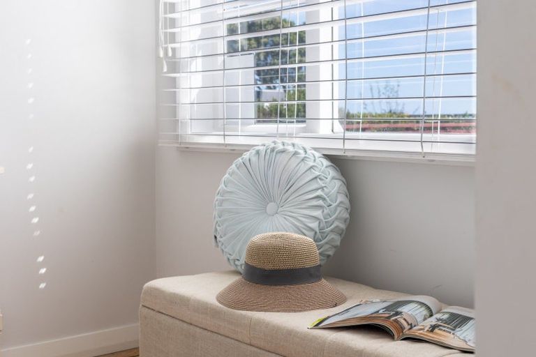 Photo of property in 96 Marine Parade, Paraparaumu Beach, Paraparaumu, 5032