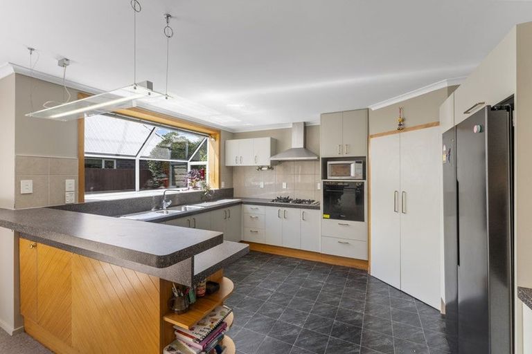 Photo of property in 34 Townshend Crescent, Halswell, Christchurch, 8025