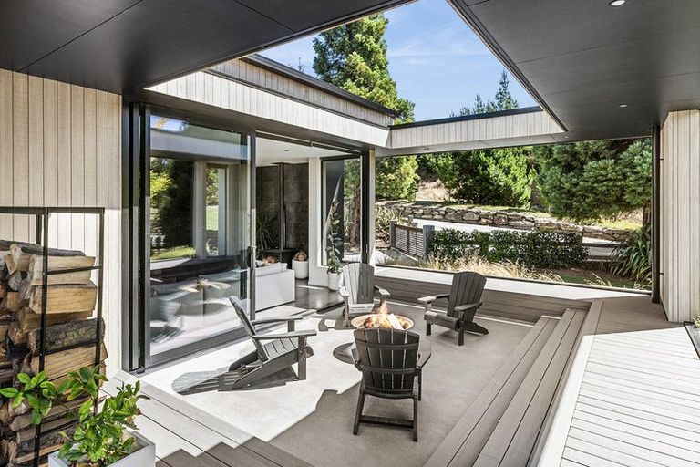 Photo of property in 1 Mcrae Rise, Wanaka, 9305