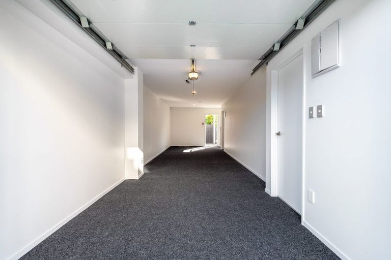 Photo of property in 74 Niu Lane, Te Atatu South, Auckland, 0610
