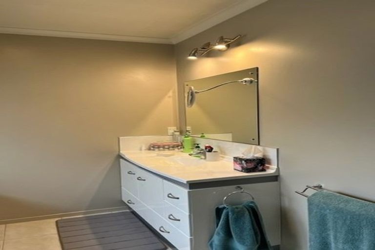 Photo of property in 21 Merriman Place, Pyes Pa, Tauranga, 3112