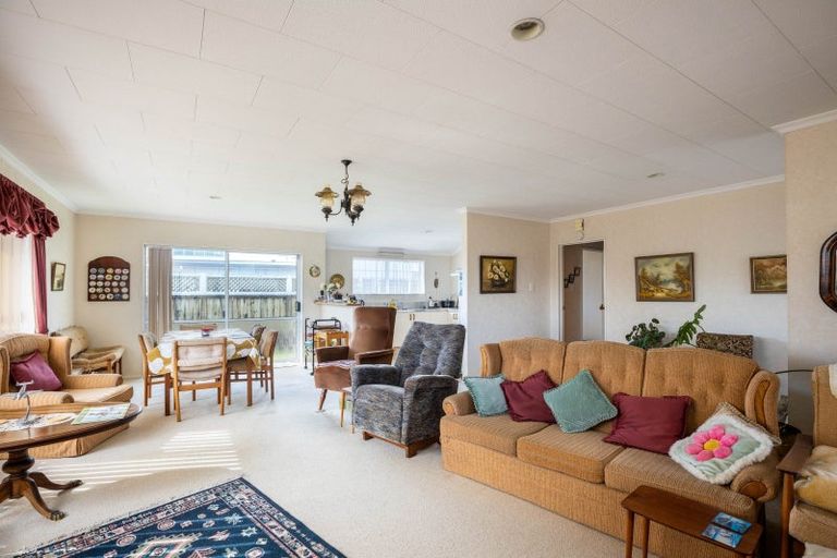 Photo of property in 103 Tukapa Street, Westown, New Plymouth, 4310