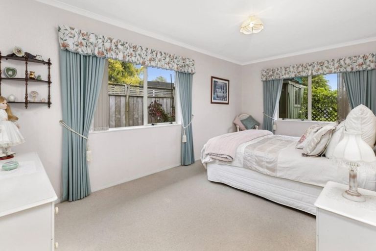 Photo of property in 35 Huntington Drive, Bethlehem, Tauranga, 3110