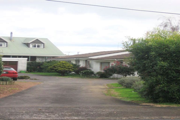 Photo of property in 2/43 Kimpton Road, Papatoetoe, Auckland, 2025