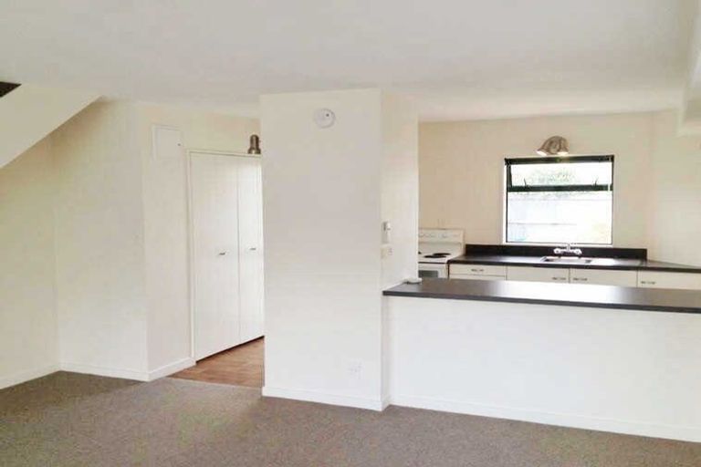 Photo of property in 1/14 Moa Place, Christchurch Central, Christchurch, 8013