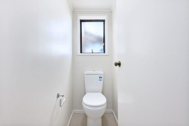 Photo of property in 1/294 Great North Road, Henderson, Auckland, 0612