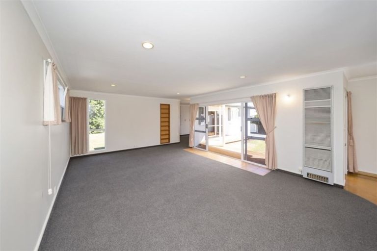 Photo of property in 48 Burns Street, Hawera, 4610