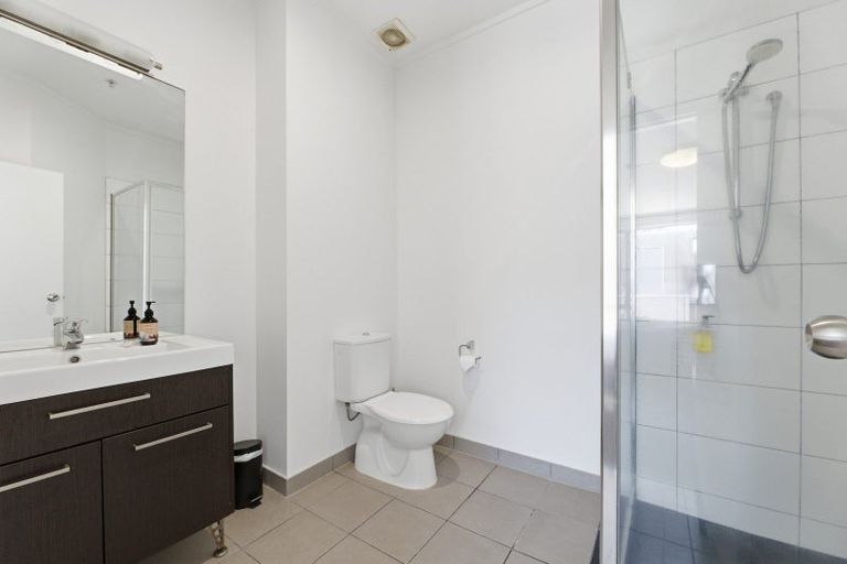 Photo of property in Atlas Apartments, 28/49 Maunganui Road, Mount Maunganui, 3116