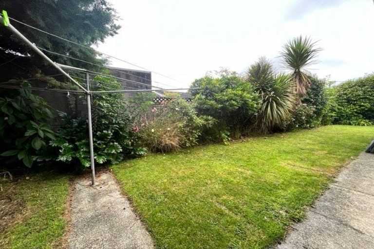 Photo of property in 1/8 Derwent Lee Grove, Epuni, Lower Hutt, 5011
