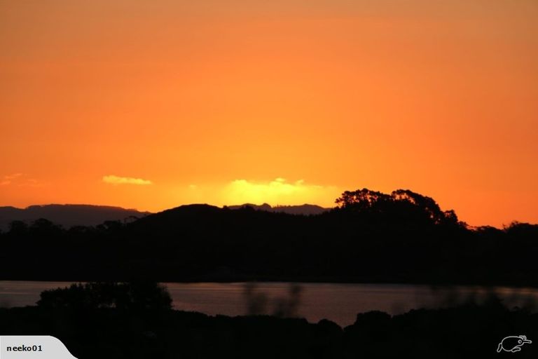 Photo of property in 10 Pikitea Road, Mangere Bridge, Auckland, 2022