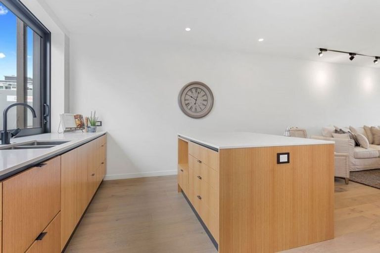 Photo of property in Latimer Terraces, 5/197 Hereford Street, Christchurch Central, Christchurch, 8011