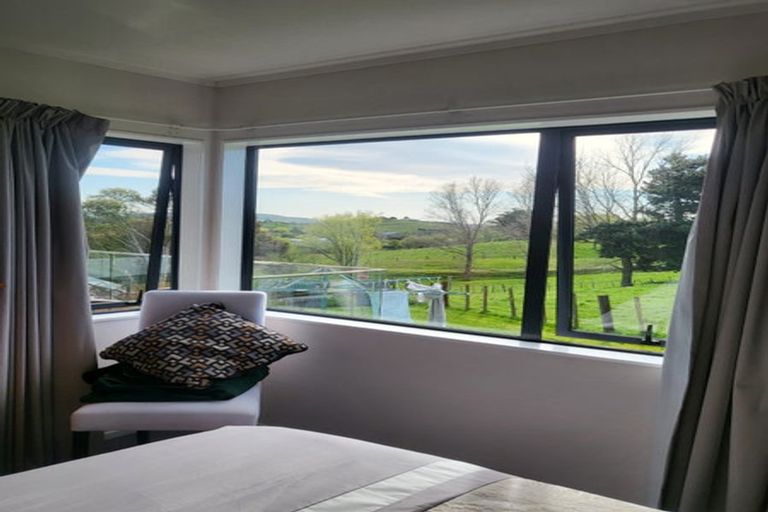 Photo of property in 1 Watts Street, Waipawa, 4210