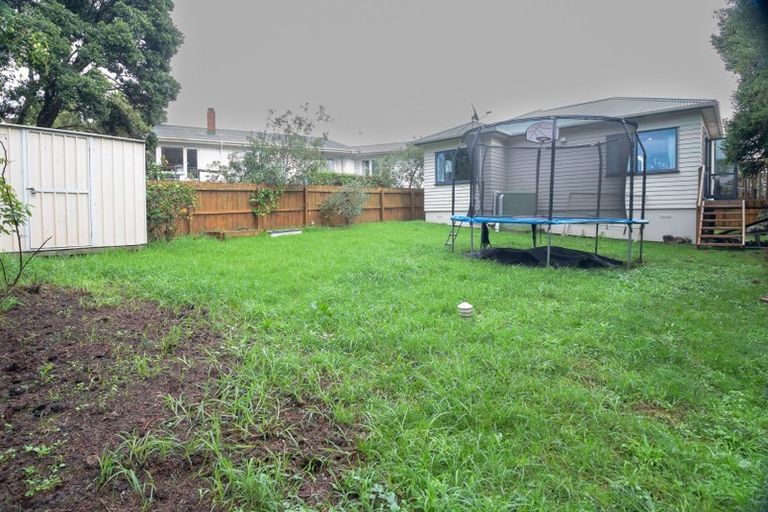 Photo of property in 86b Royal View Road, Te Atatu South, Auckland, 0610
