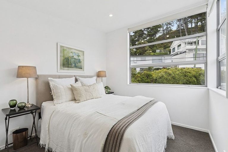 Photo of property in 32 Mantell Street, Seatoun, Wellington, 6022