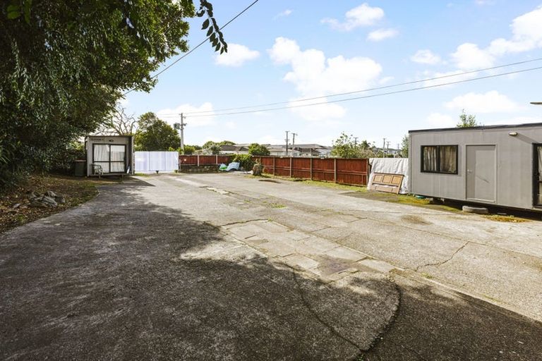 Photo of property in 11 Hall Avenue, Mangere, Auckland, 2022