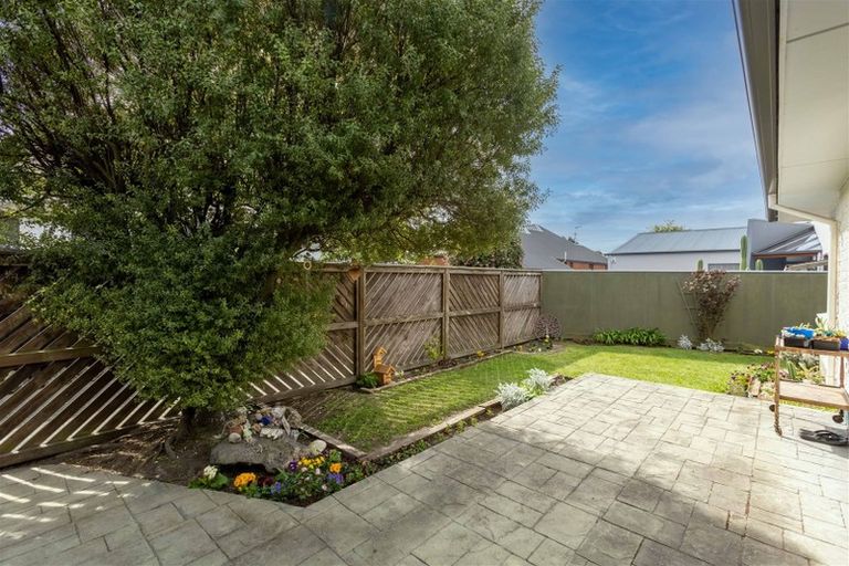 Photo of property in 26 Staveley Street, Avonhead, Christchurch, 8042
