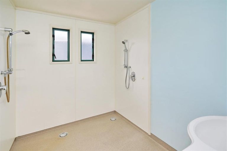 Photo of property in 603 Ferry Road, Woolston, Christchurch, 8023
