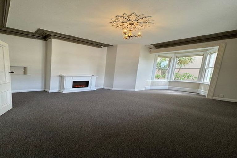 Photo of property in 22 Hanson Street, Mount Cook, Wellington, 6021