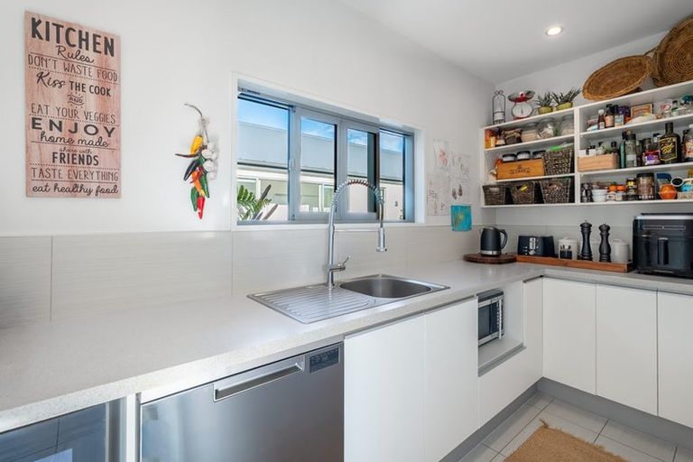 Photo of property in 18 Brampton Drive, West Melton, 7618