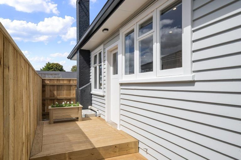 Photo of property in 30 Graham Street, Levin, 5510