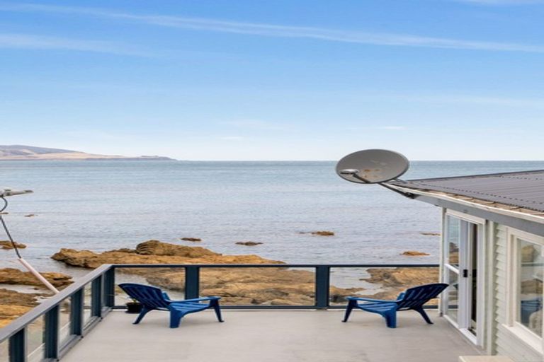 Photo of property in 148 The Esplanade, Houghton Bay, Wellington, 6023