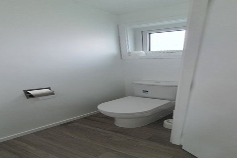 Photo of property in 176 Henderson Valley Road, Henderson, Auckland, 0612